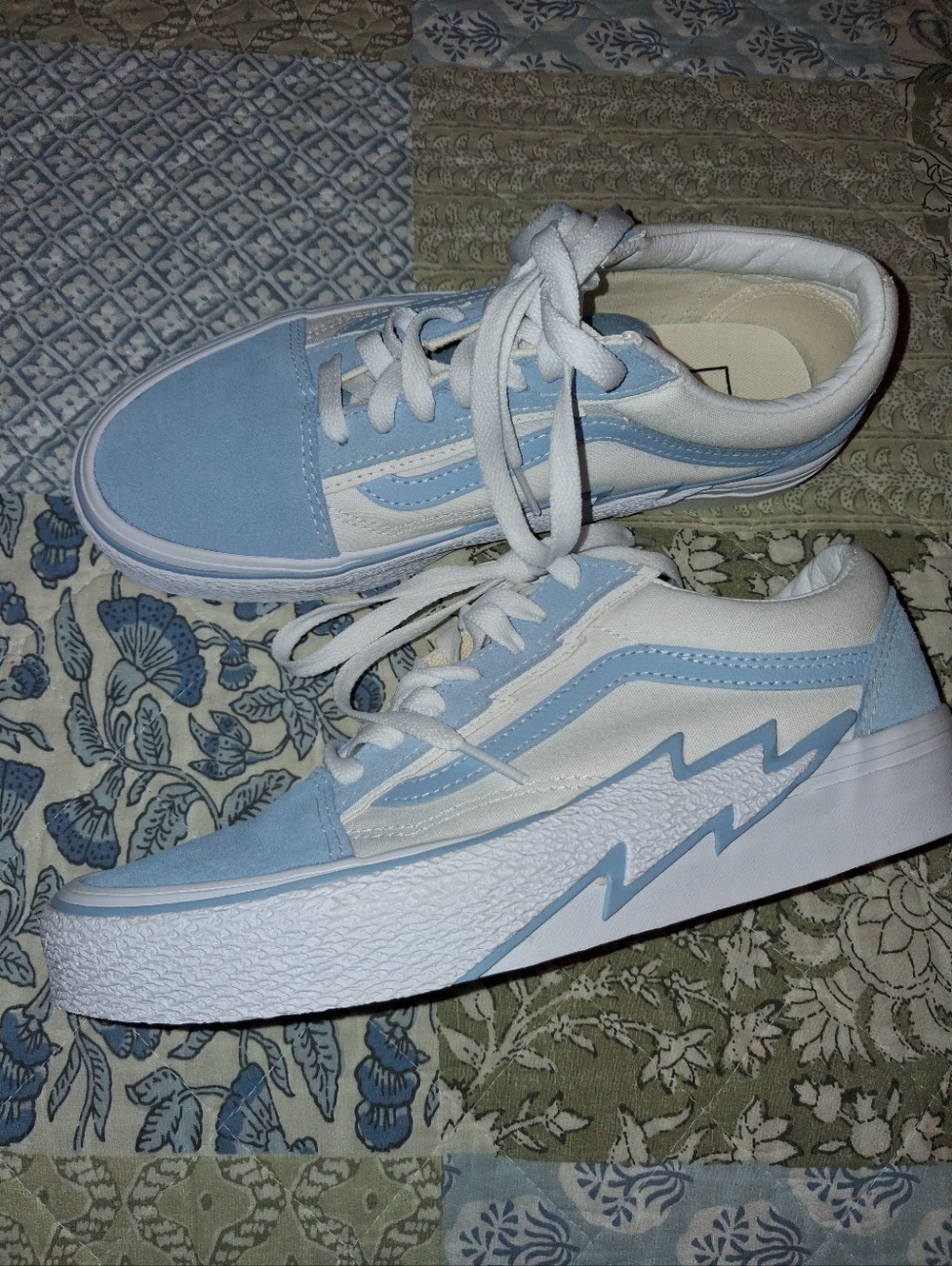VANS OLD SKOOL BOLT BABY BLUE SUEDE SNEAKERS *unisex*